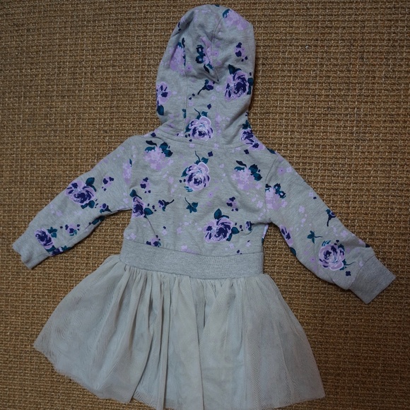 Girls Size 2 Nevada Grey Hooded Dress with Purple Roses - Picture 3 of 3